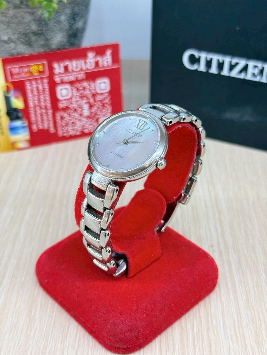 นาฬิกา CITIZEN ECO-DRIVE รุ่น Acciaio Madreperla EM0850-81D