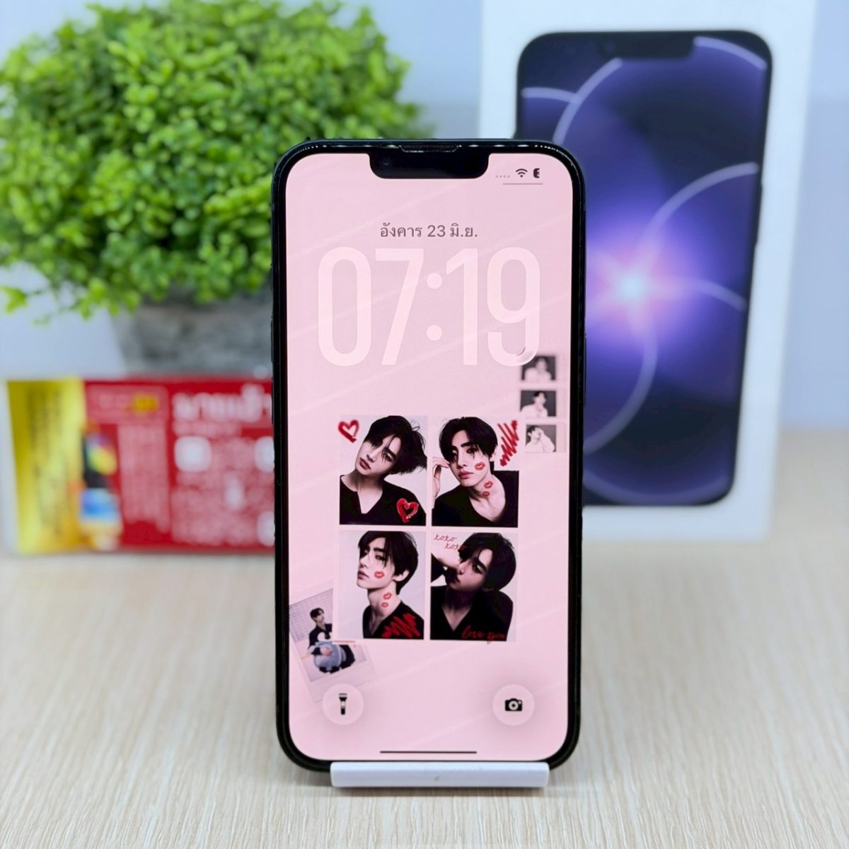 โทรศัพท์มือถือ iPhone 17e 256GB/ZP สีดำ รูปที่ 1