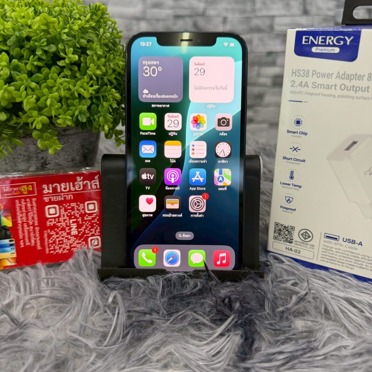 โทรศัพท์มือถือ iPhone 12 128GB/TH สีดำ รูปที่ 1